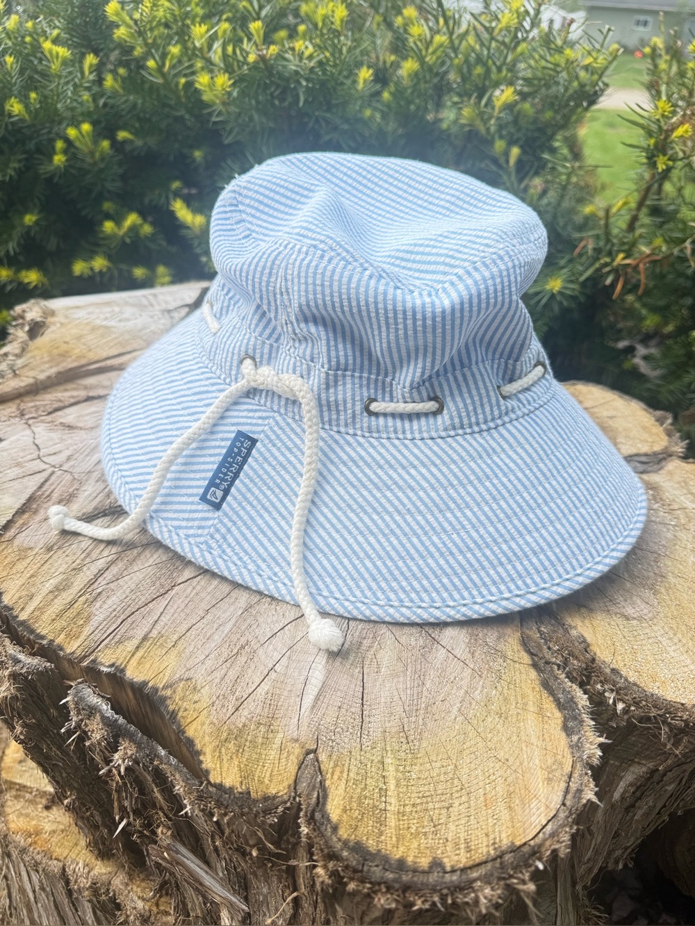 Sperry Topsider Floppy Bucket Sun Hat
Seersucker